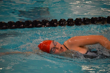 Illinois Tech Women's Swimming and Diving Has Strong Showing In Loss