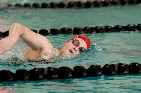 Jamie Wurster was a part of a strong 400 Freestyle Relay team (photo credit: Stephen Bates, WCS Photo).