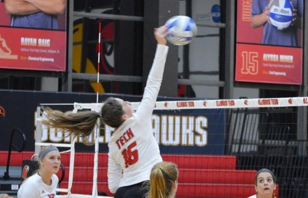 Sara Hassell had 16 kills in her first career match at Keating Sports Center (photo credit: Max Hisitake)