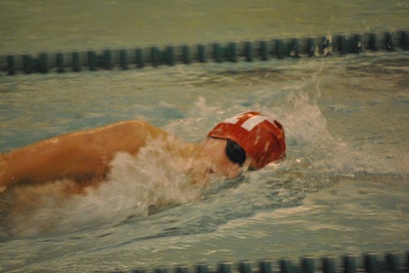 Men’s Swimming and Diving Competes at Carthage